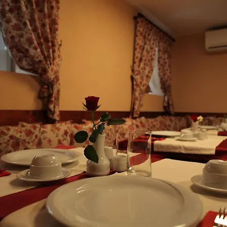 Hotel 60